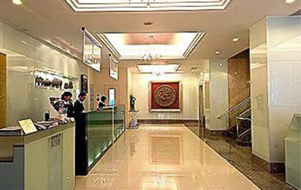 First Hotel Taipei Luaran gambar
