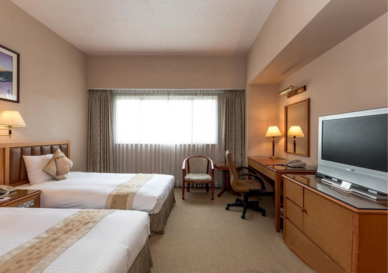 First Hotel Taipei Luaran gambar